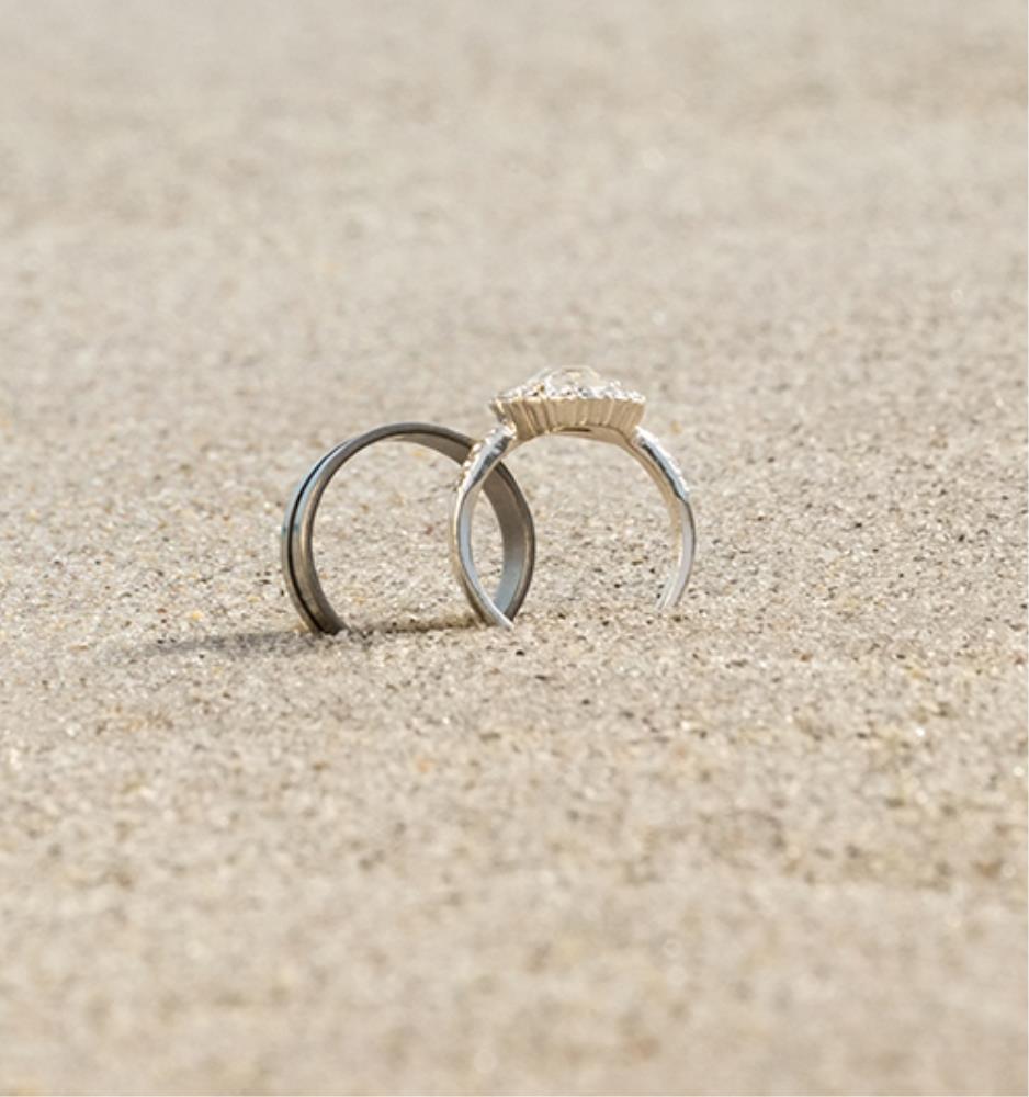 I Riti Simbolici per il Matrimonio Civile Rito della Sabbia, Rito della Luce, Rito dell’Handfasting, Rito della Rosa e Ring Warming